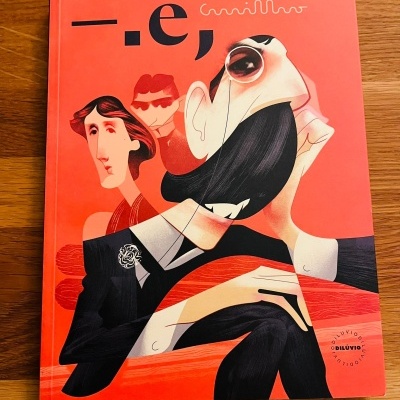 Capa de livro laranja com ilustração colorida estilizada de três personagens.