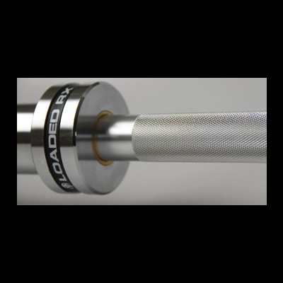 Halter de metal prateado com disco preto e texto LOADED RX