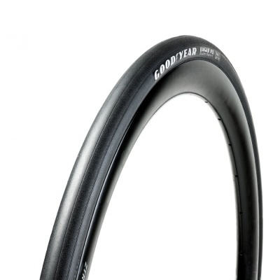 Pneu de bicicleta GOODYEAR EAGLE F1 preto em fundo branco
