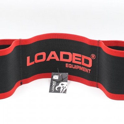 Bandagem elástica preta com bordas vermelhas e logo vermelho 'LOADED EQUIPMENT'