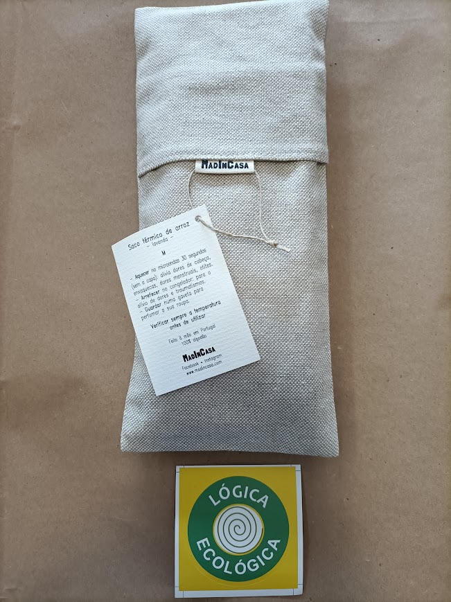 Saco térmico de semente em tecido cru com etiquetas e selo Lógica Ecológica.