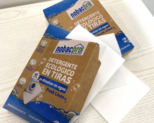 Caixas de detergente ecológico em tiras nobacpro com embalagem castanha e azul