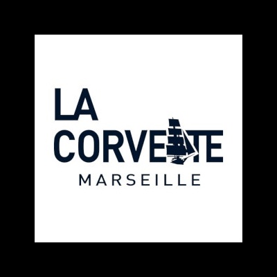 Logótipo LA CORVETTE MARSEILLE com silhueta de barco à vela