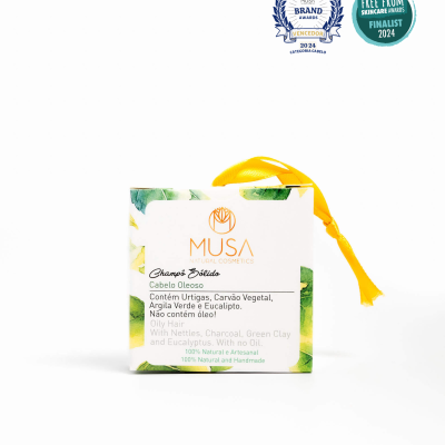 Embalagem de champô sólido MUSA Natural Cosmetics com selo prémio 2024