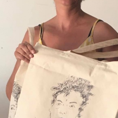 Tote&#x20;bag&#x20;f&#x2A;d&#x40;-se&#x20;da&#x20;artista&#x20;aveirense&#x20;Sandra&#x20;Afonso
