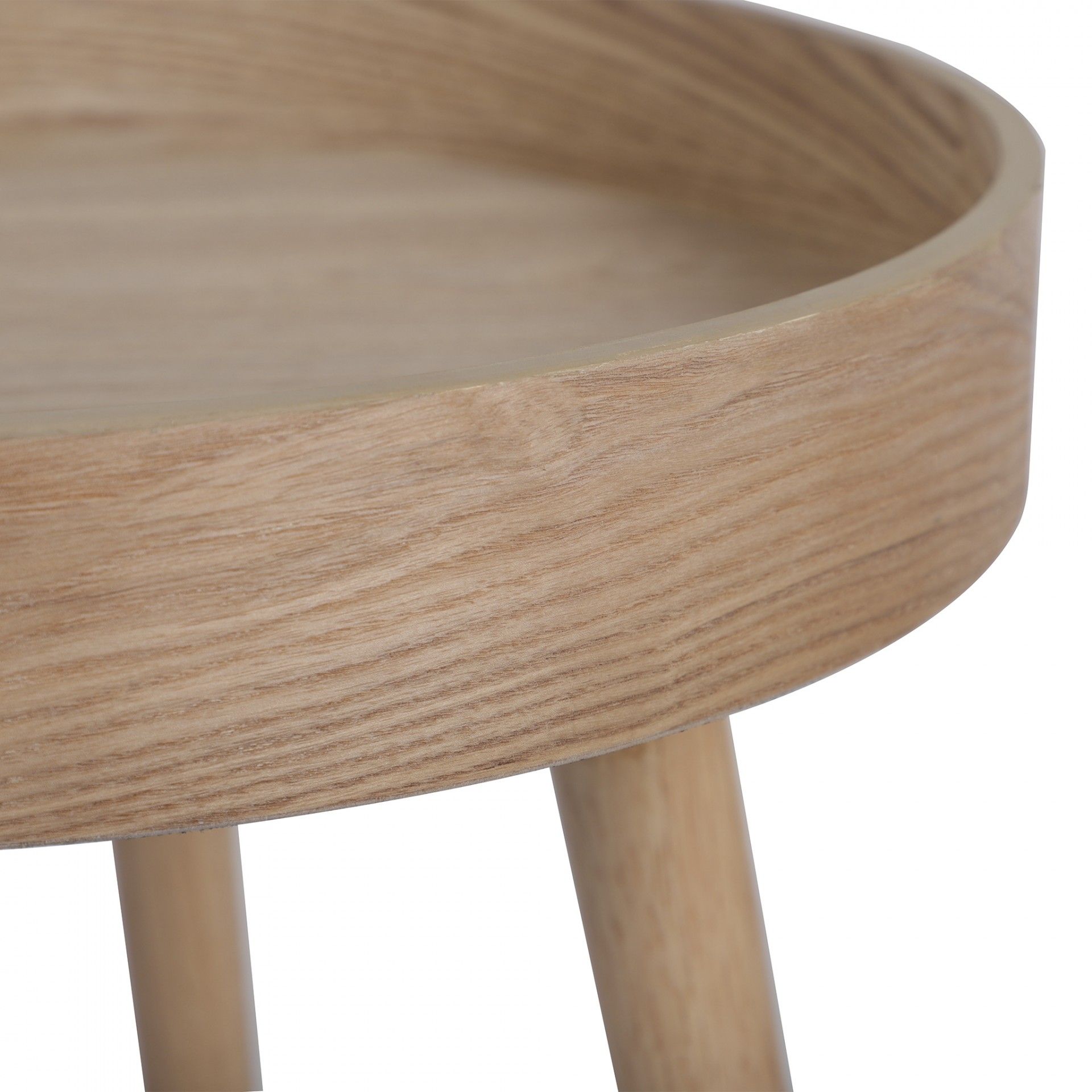 Mesa redonda de madeira clara com bordo elevado e pernas cilíndricas