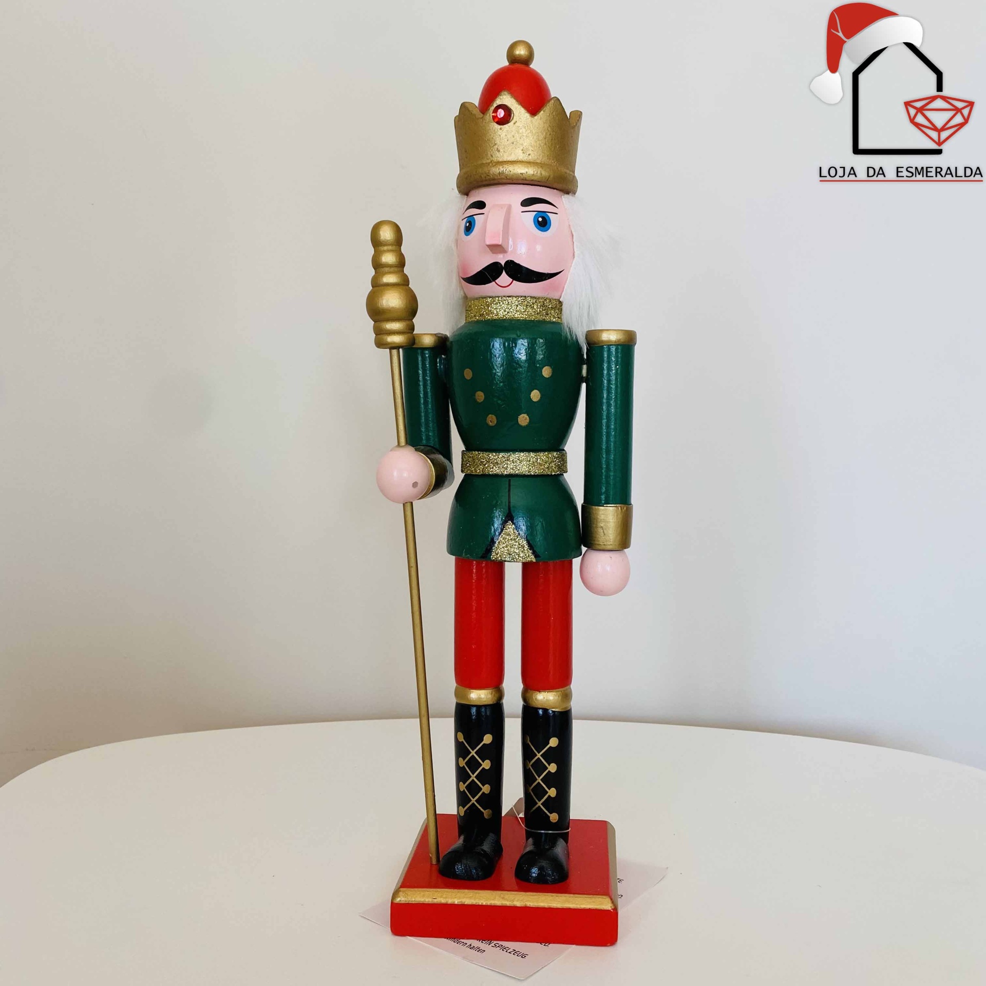 Soldado de chumbo decorativo em madeira verde, vermelho, preto e dourado