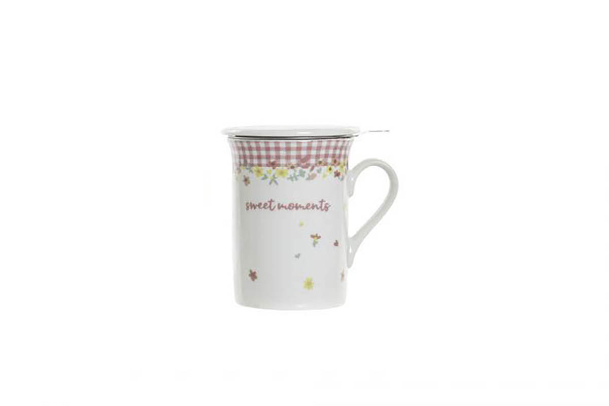 Caneca branca decorada com flores pequenas e texto 'sweet moments'