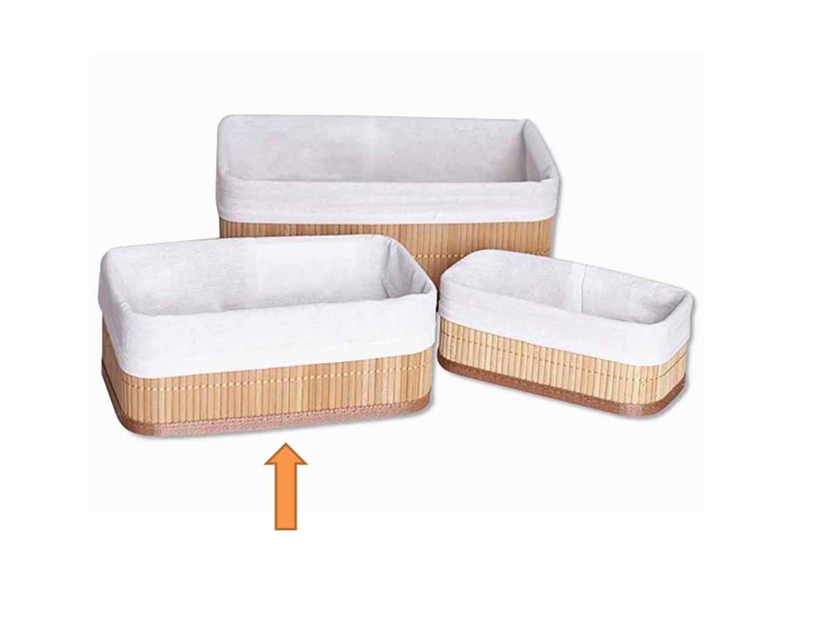 Conjunto de 3 cestos retangulares de vime com forro branco