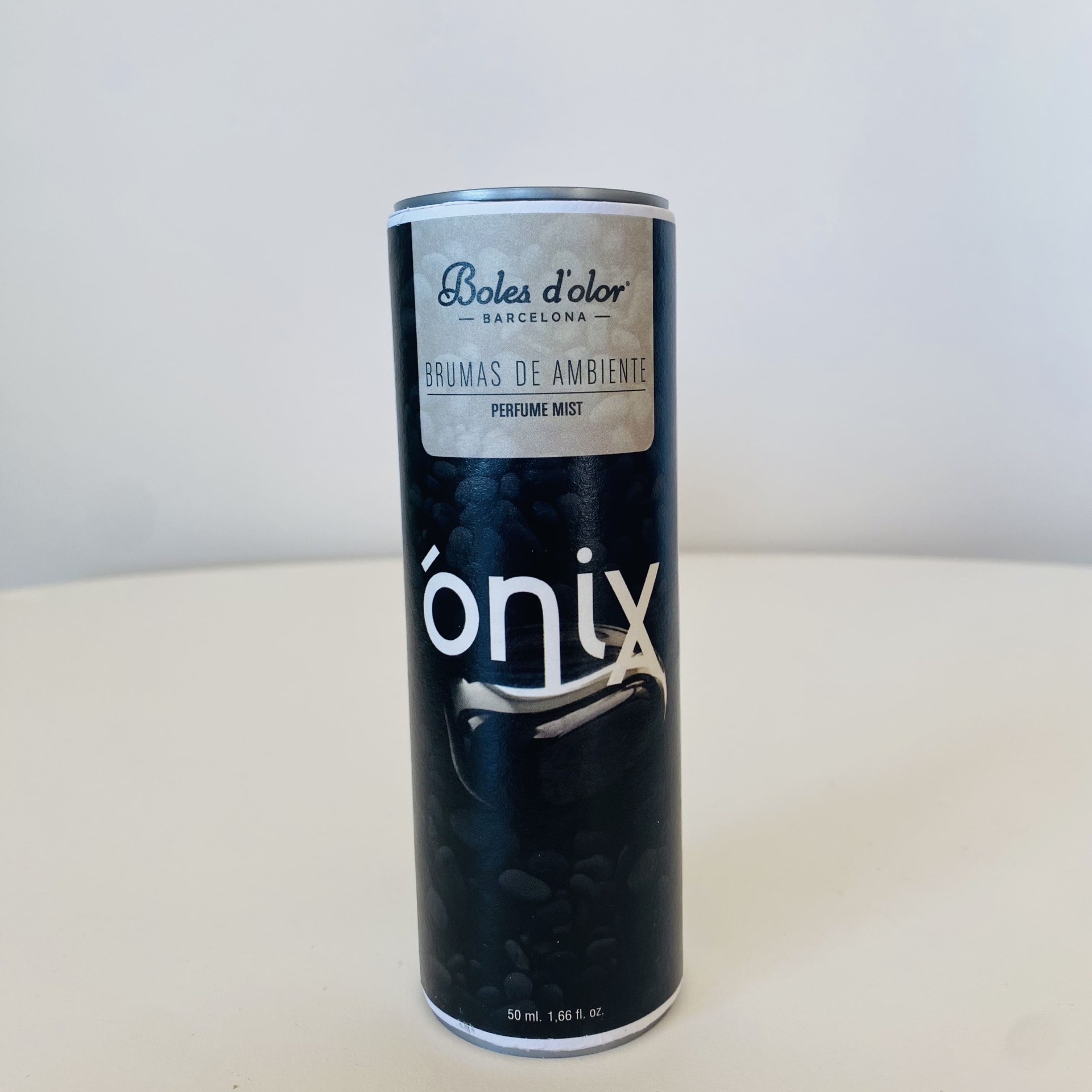 bruma de ambiente ónix Boles d'olor em embalagem preta cylindrical