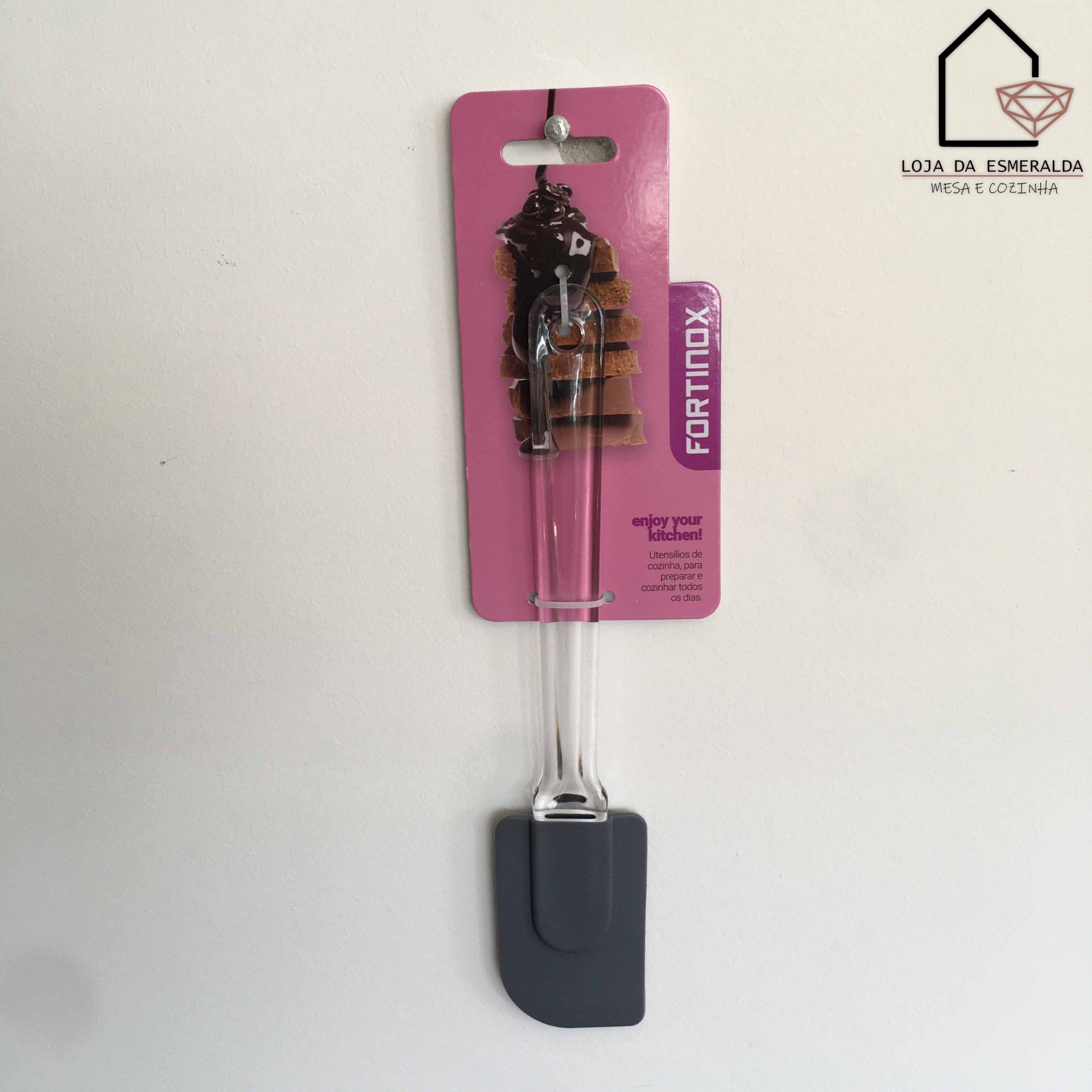 Espátula de silicone preta com cabo transparente e embalagem roxa da marca FORTINOX