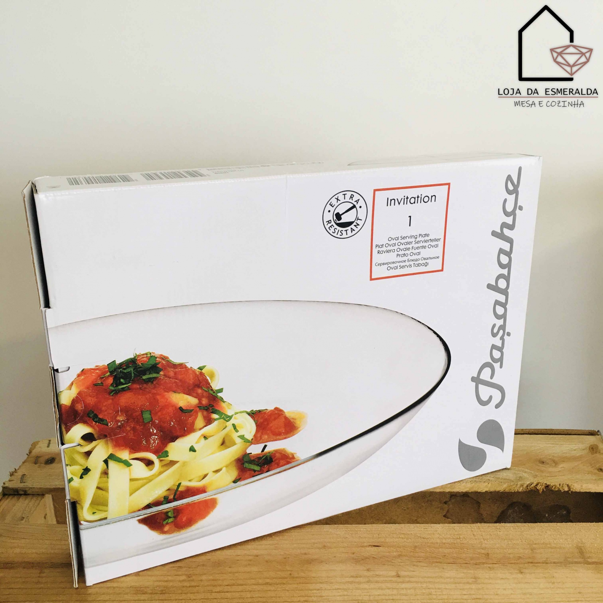 Caixa branca de prato de vidro Pasabahce com massa e molho de tomate