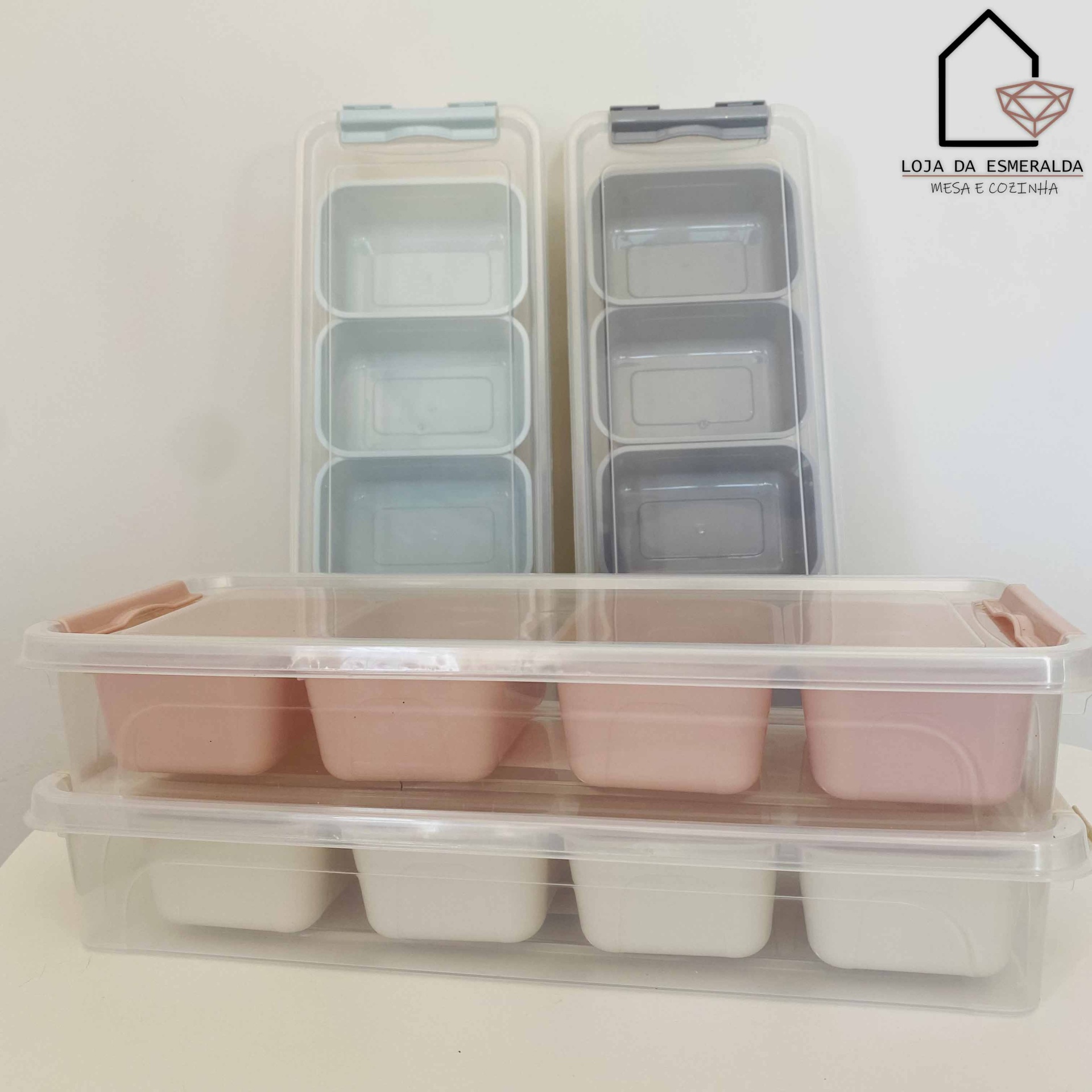 Caixas organizadoras transparentes com divisórias em várias cores pastel