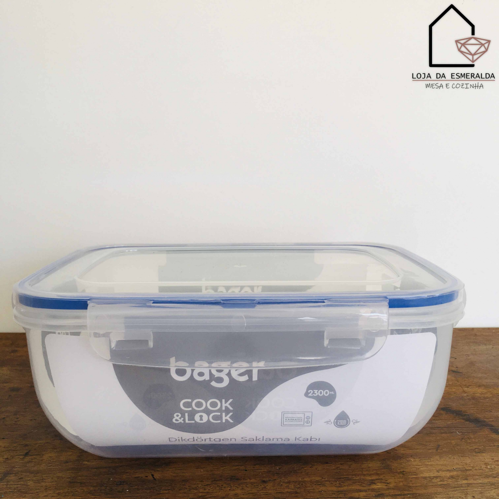 Recipiente de vidro transparente com tampa azul e fechos brancos