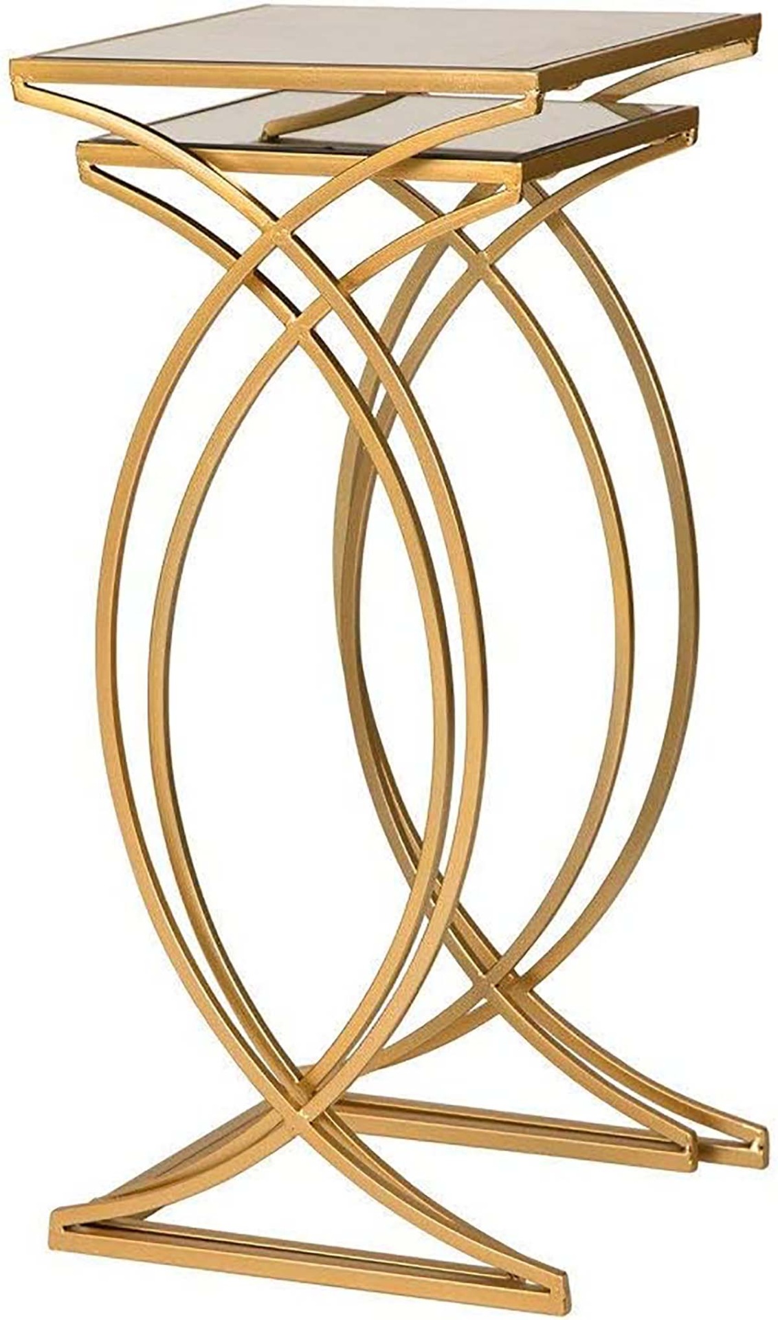 Conjunto de duas mesas auxiliares douradas com tampo espelhado e estrutura metálica curvada