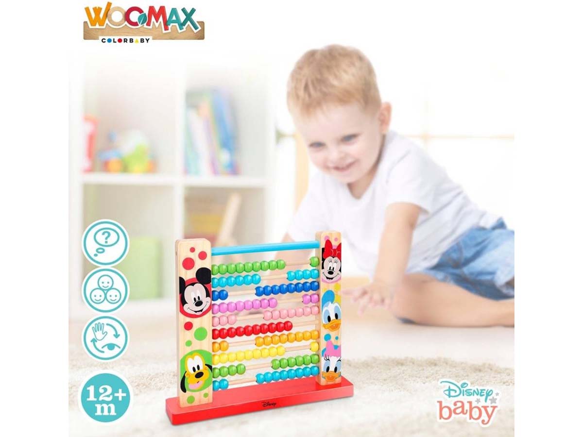 Ábaco de madeira colorido com personagens Disney Baby e criança ao fundo