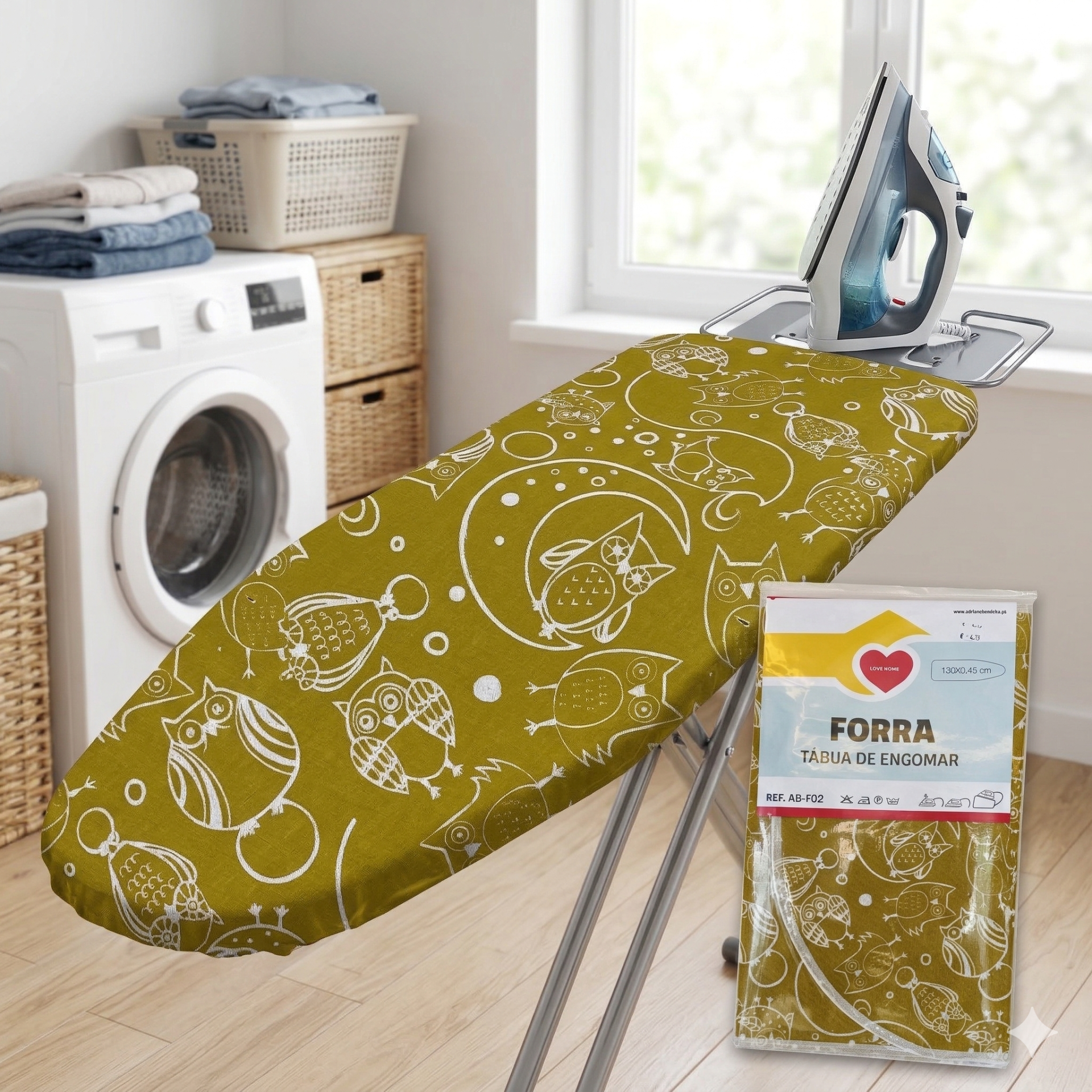 Tábua de engomar com capa de coruja amarelo-oliva, ferro de engomar e embalagem do produto