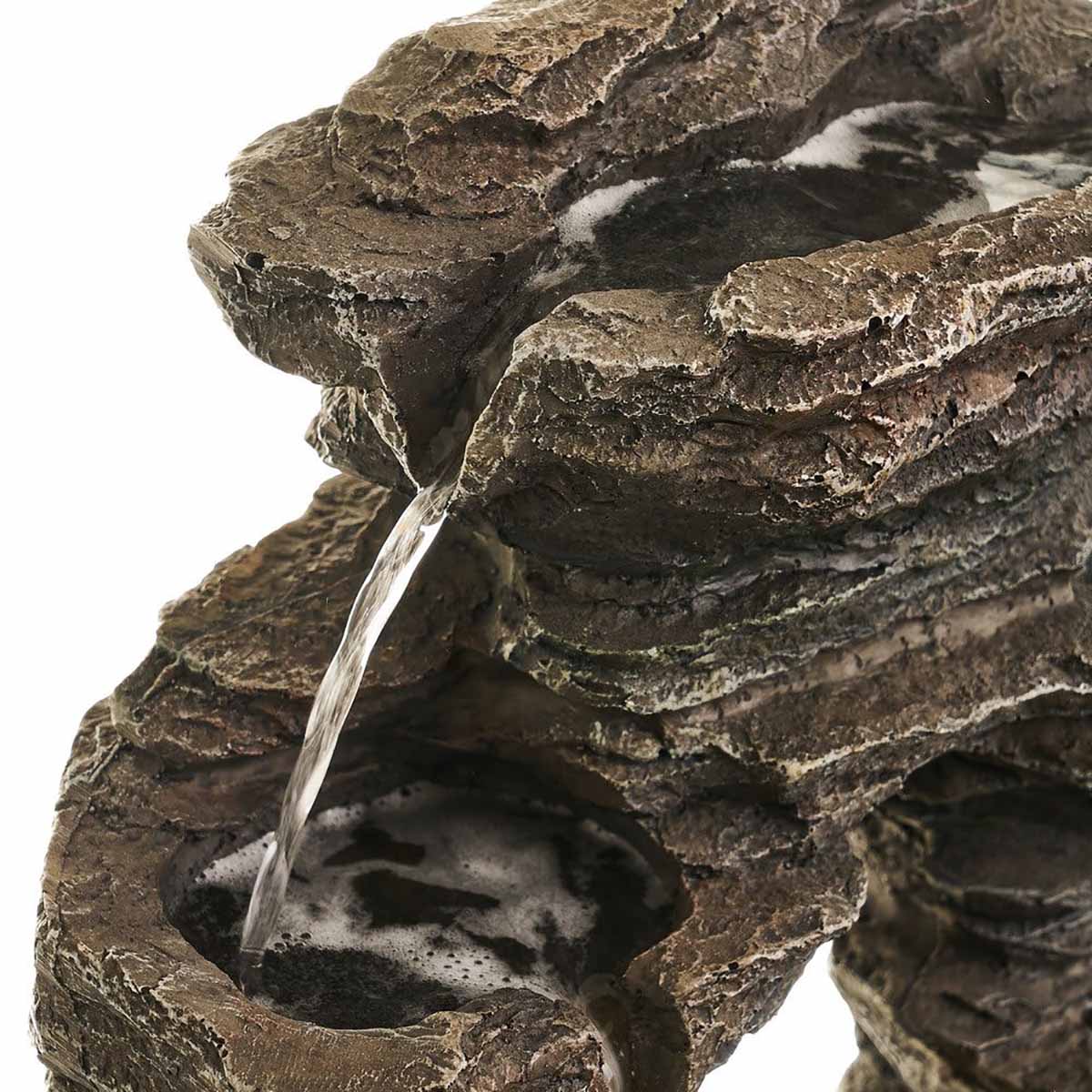 Fonte decorativa tipo cascata com efeitos de pedra e água a correr