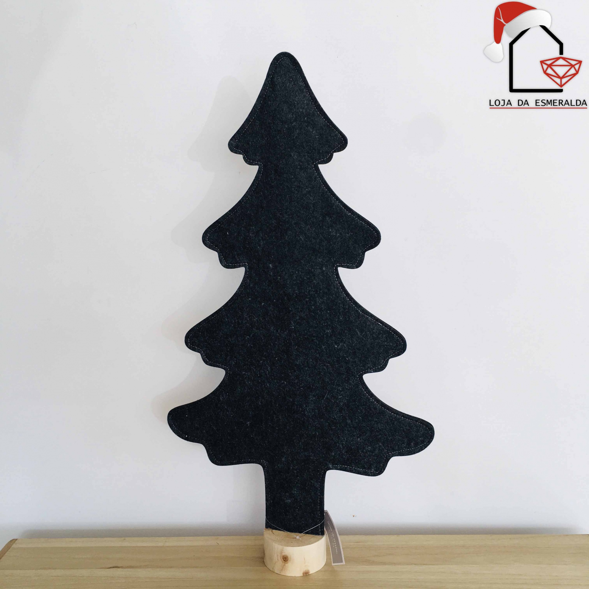 Árvore de Natal decorativa preta com base de madeira