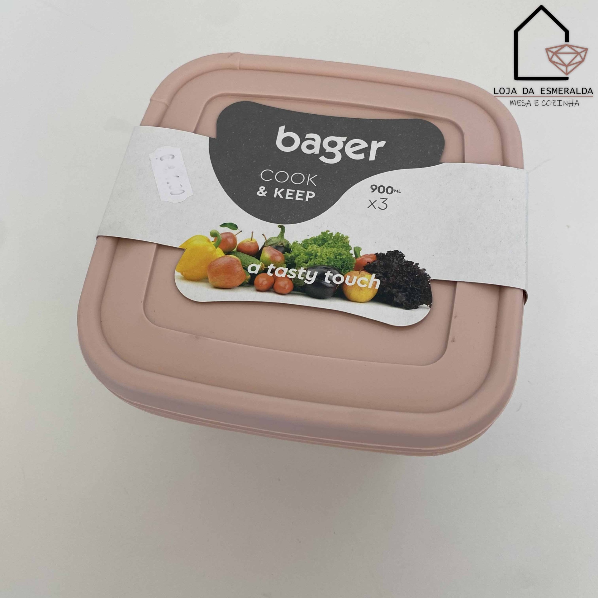 Três caixas de armazenamento quadradas cor rosa claro com tampa e rótulo da marca Bager