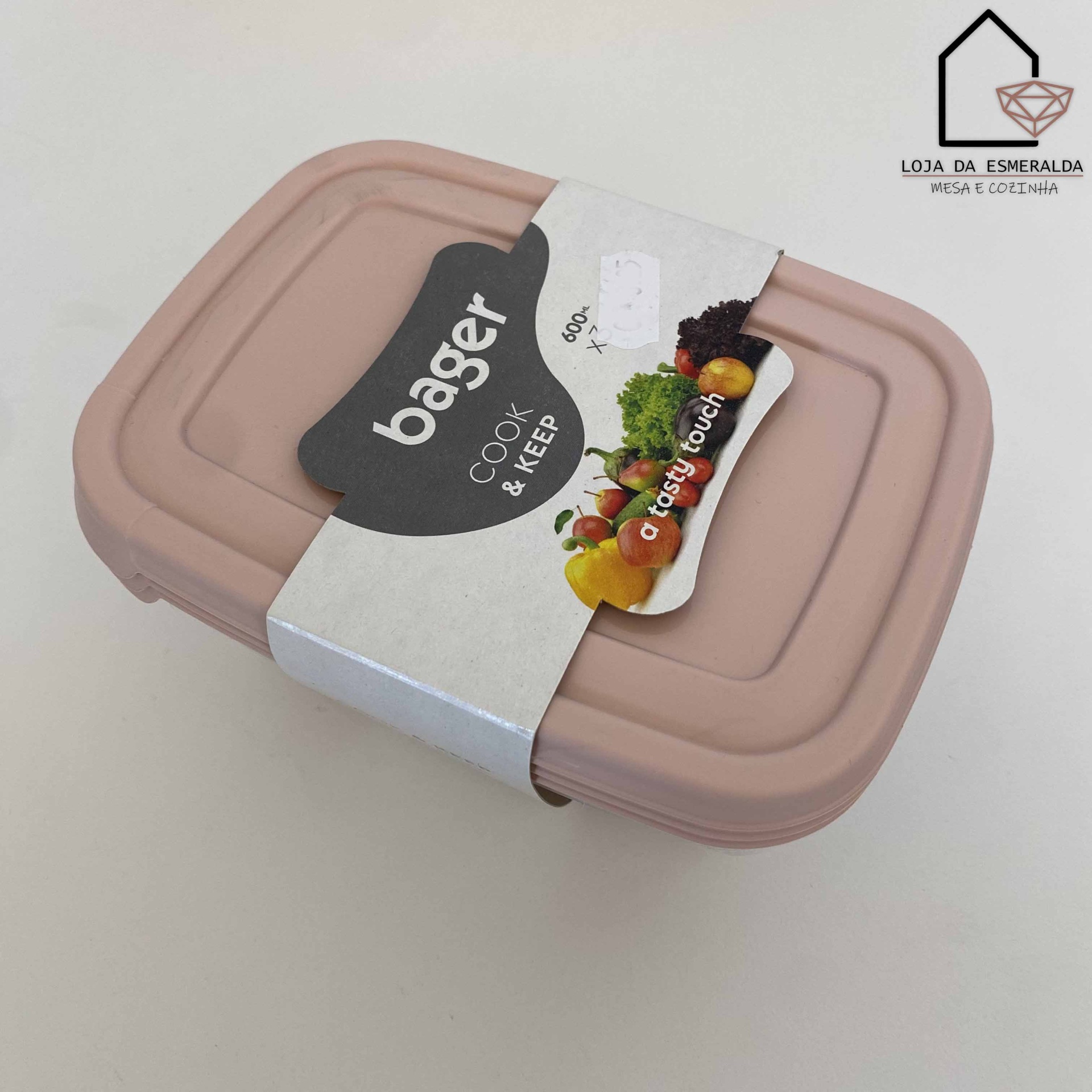 Pote retangular rosa claro com etiqueta branca e texto baser COOK & KEEP