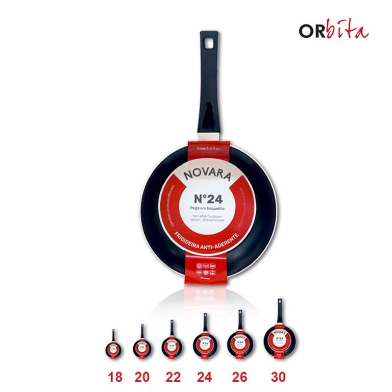 Frigideira Orbita Novara Nº 24 preta com rótulo vermelho e branco