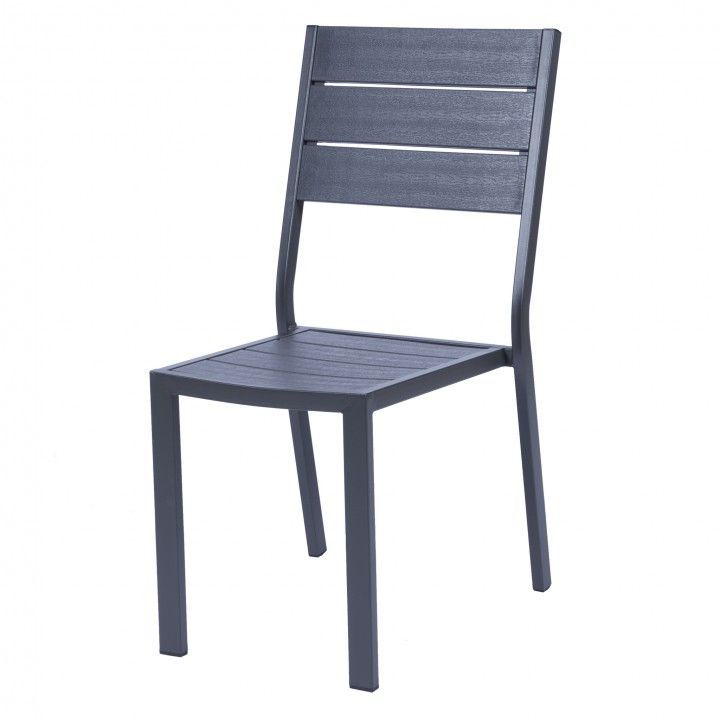 Cadeira metálica cinzenta escura com assento e encosto em placas horizontais lisas