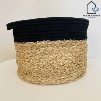 Cesto de armazenamento trançado natural com parte superior preta em tecido
