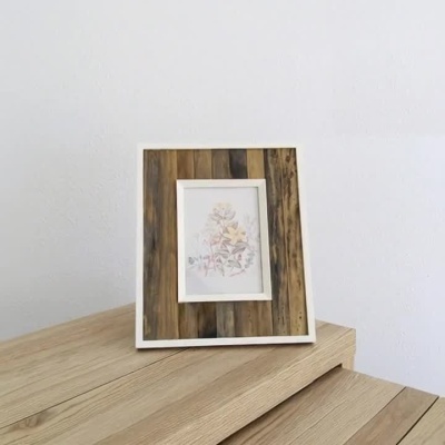 Moldura Decorativa Rústica em Madeira