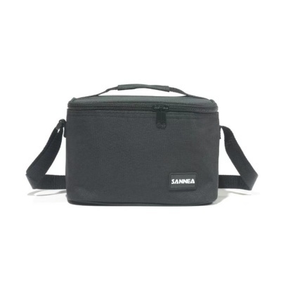 Mala de transporte preta SANNEA com fecho de zip e alça de ombro