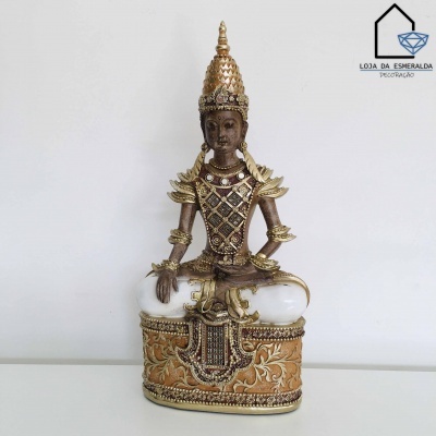 Estátua decorativa de Buda ou figura oriental em resina/detalhes dourados sobre base decorada