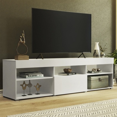 Móvel de televisão branco com decoração