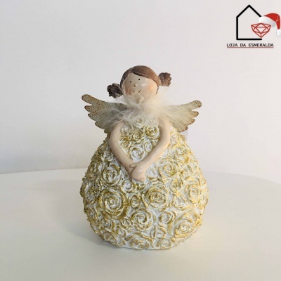 Anjo decorativo com vestido branco e dourado e asas douradas