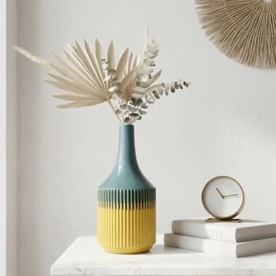 Vaso de Cerâmica Minimalista – Amarelo Canelado e Degradê Azul-Petróleo