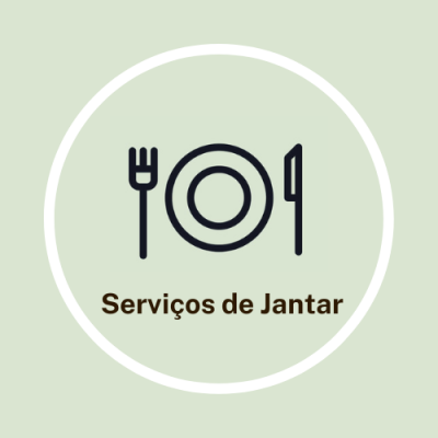 Ícone de serviços de jantar com prato, garfo e faca sobre fundo verde claro