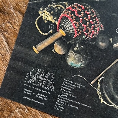 Olho da Rua - o livro da música do filme