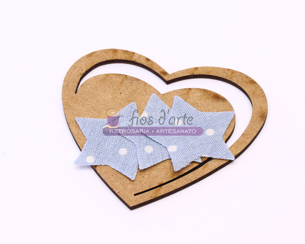 Conjunto de Estrelas Pintinhas azul - 6 unidades Coração em MDF com laço azul claro de tecido às bolinhas brancas