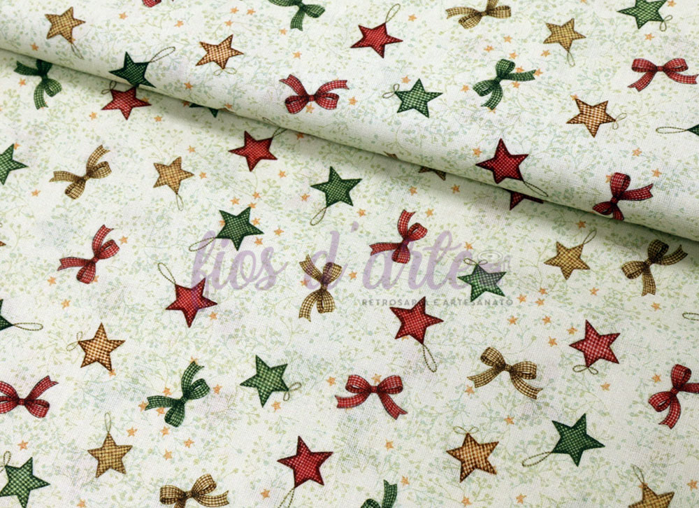 Tecido Estrelas e Laços (percal) tecido branco com estrelas vermelhas, verdes e amarelas e laços coloridos