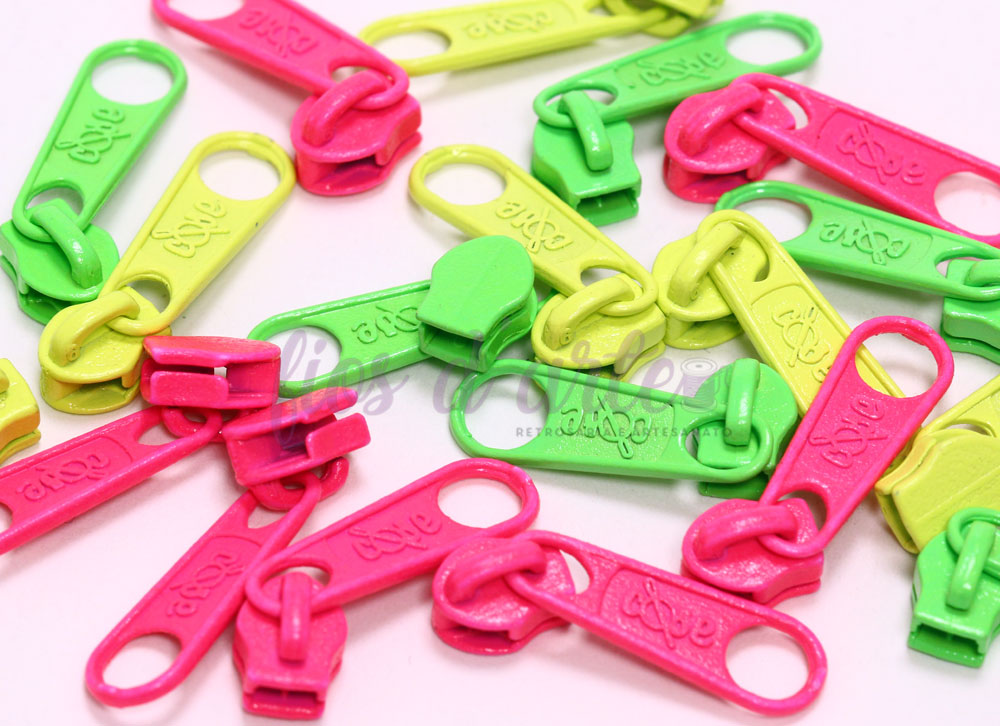 Cursores para fecho malha 3 (Cose) - fluorescentes Puxadores de fecho éclair coloridos em plástico nas cores verde, amarelo e rosa