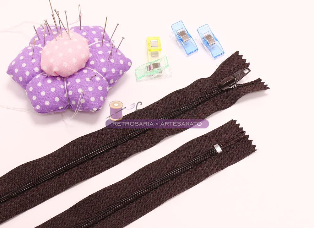 Fecho de correr malha 5mm (25cms) Acessórios de costura com alfineteiro, fechos éclair e pregadores coloridos