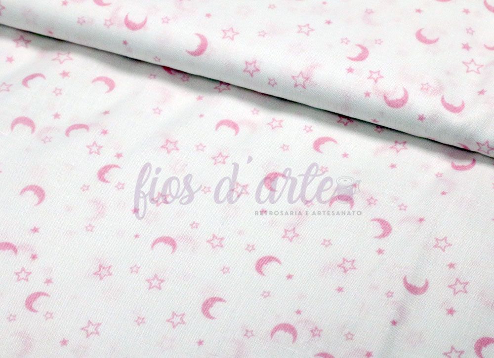 Tecido branco com luas e estrelas rosas e marca de água