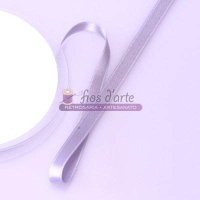 Fita de cetim prateada e espelho redondo com logótipo Fios d'arte