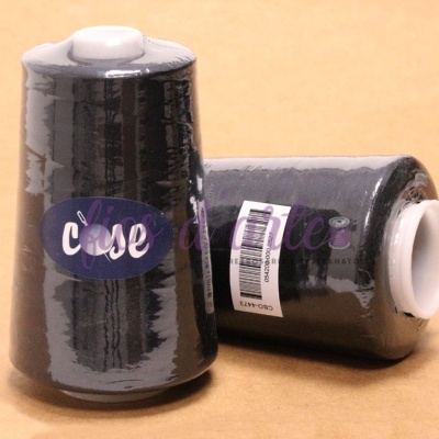 Dois cones de linha preta com rótulos sobre superfície bege