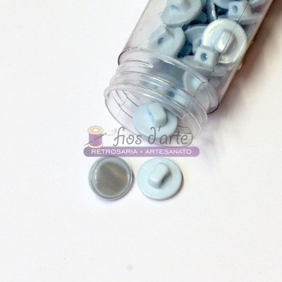 Frasco com botões azuis claros redondos