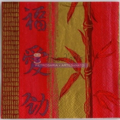 Guardanapo de papel vermelho com padrão de bambu dourado e caracteres chineses