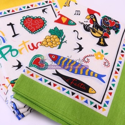 Panos de cozinha coloridos com desenhos e texto I ❤️ PORTUGAL