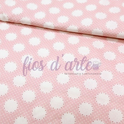 Tecido rosa claro com padrão de bolinhas brancas e texto 'fios d'arte'