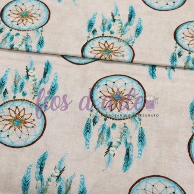 Tecido bege com padrão de filtros dos sonhos em azul e dourado.