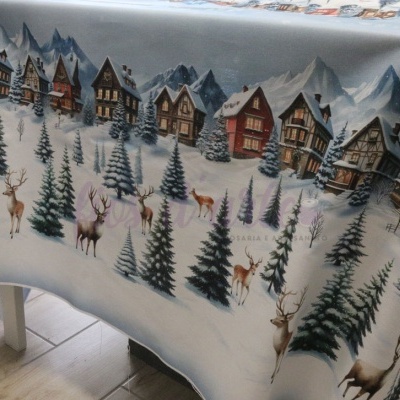 Toalha de mesa com estampa invernal de casas, montanhas, pinheiros e veados