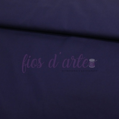 tecido azul escuro dobrado